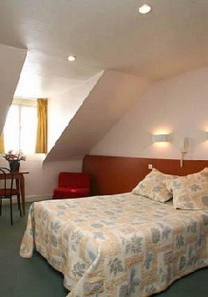 Hotel Lucien & Marinette ปารีส ภายนอก รูปภาพ