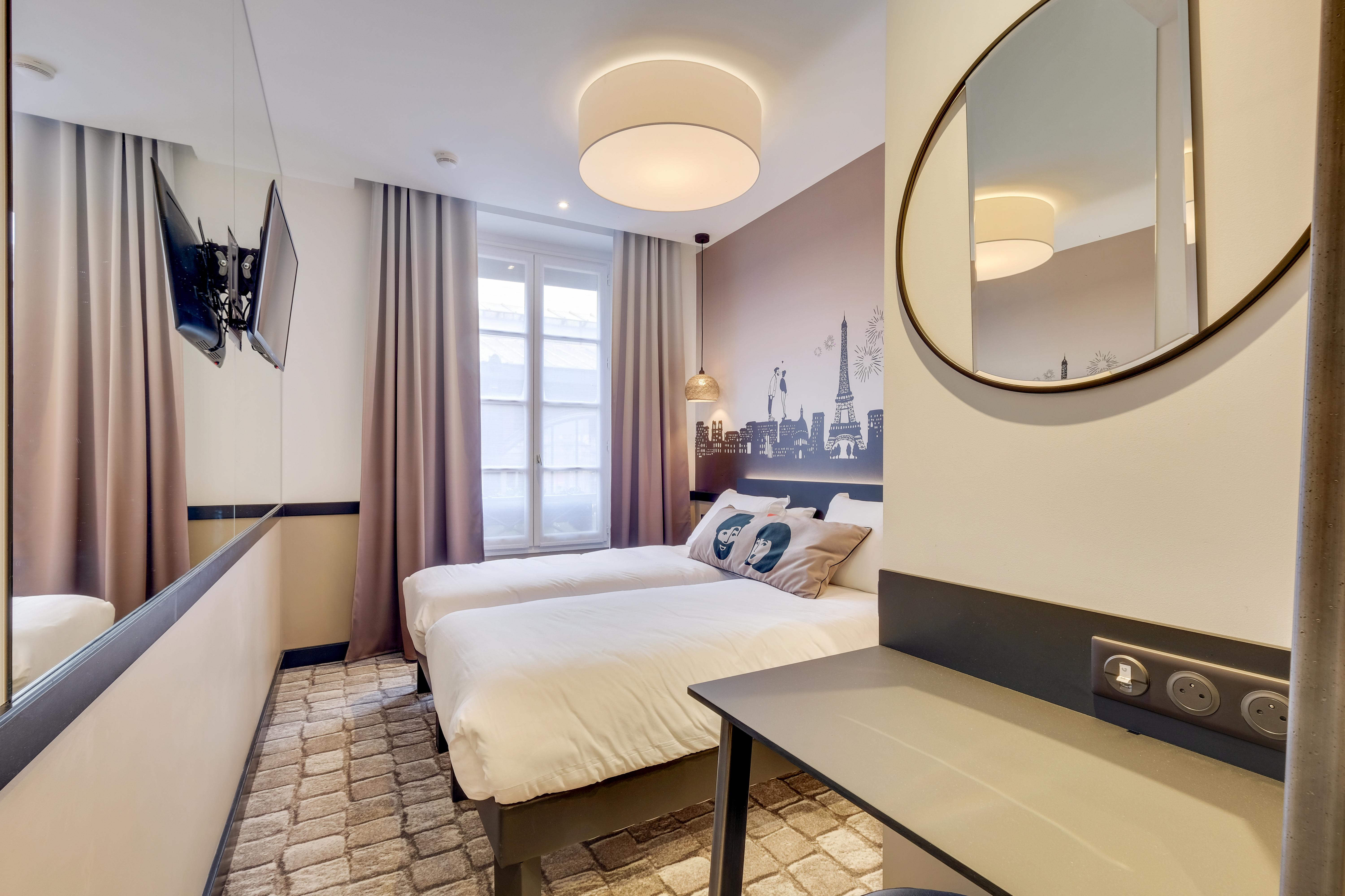 Hotel Lucien & Marinette ปารีส ภายนอก รูปภาพ