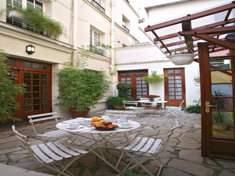 Hotel Lucien & Marinette ปารีส ภายนอก รูปภาพ