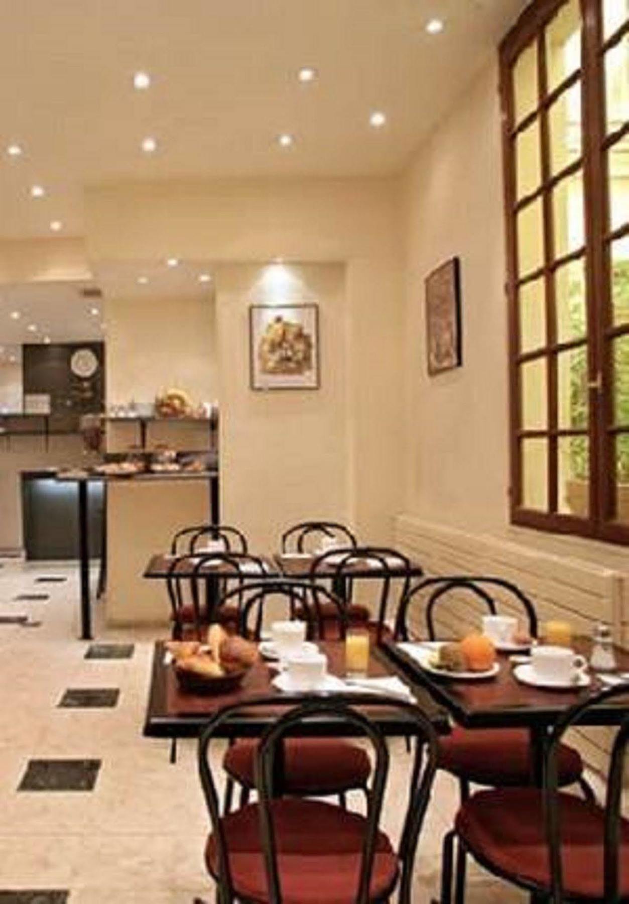 Hotel Lucien & Marinette ปารีส ภายนอก รูปภาพ